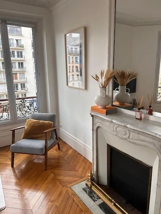 Superbe Appartement Paris 17Eme 55M2
